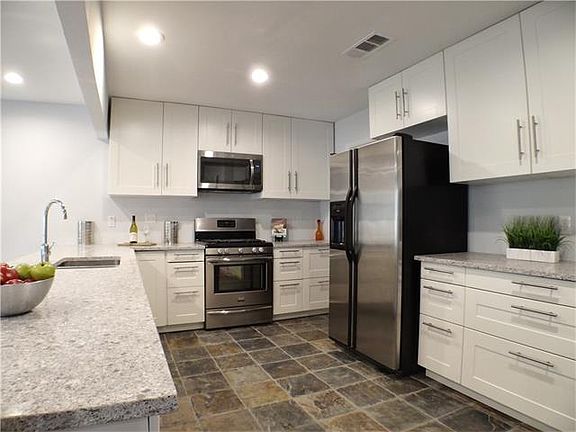 5th image of 2505 Coatbridge Dr