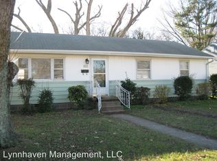 15 Ambrose Ln, Hampton, VA 23663