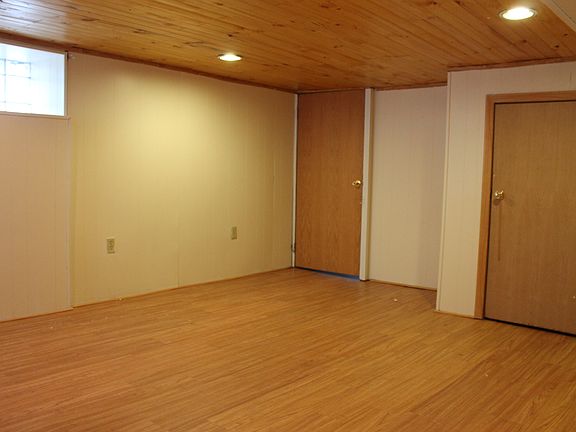5th image of 234 Painter St