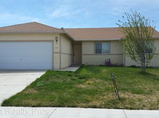 411 Amanda Way, Fernley, NV 89408