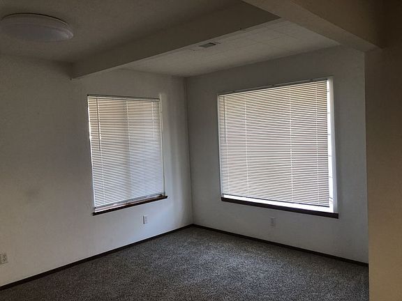 4th image of 1913 Aster Ave