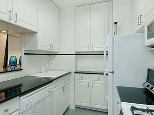 Sold by Corcoran | media 12