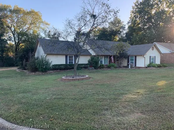 9118 Urban View Dr, Fort Smith, AR 72903