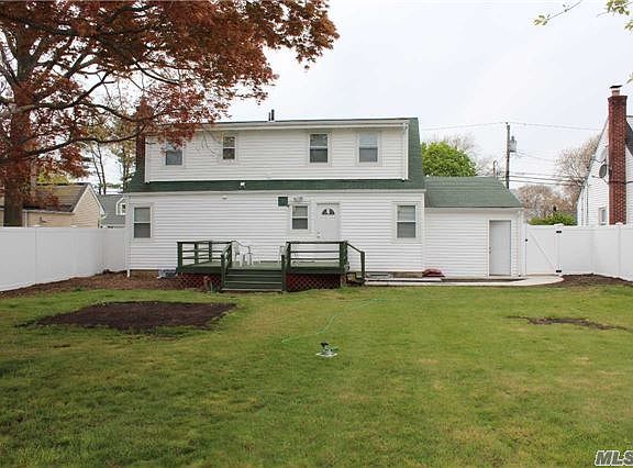 2nd image of 17 Cornwall Ln