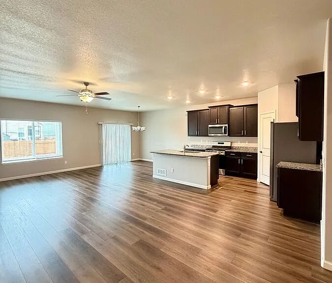 2299 Murray St — Photo 3