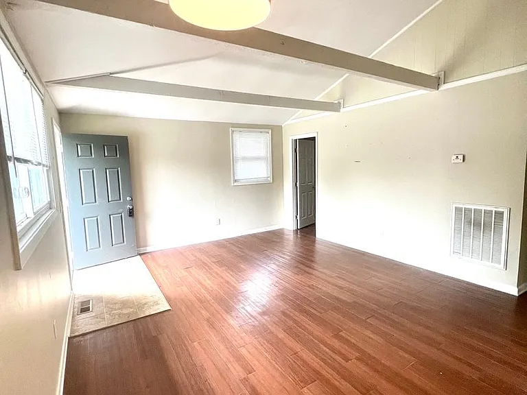314 Moss Rose Ct — Photo 2