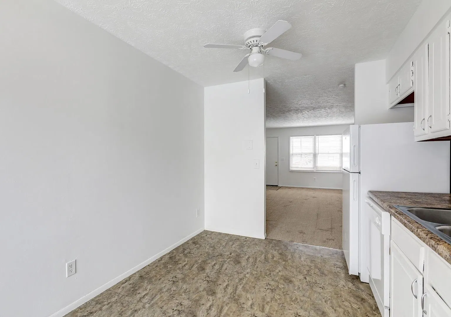 Lakewood Terrace Apartments — Photo 4