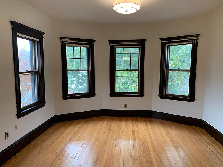 112 Rindge Ave #3 — Photo 1
