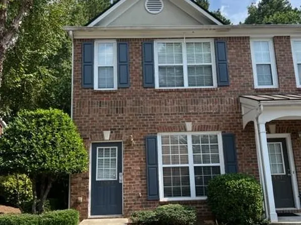 1589 Cove Creek Cir, Norcross, GA 30093