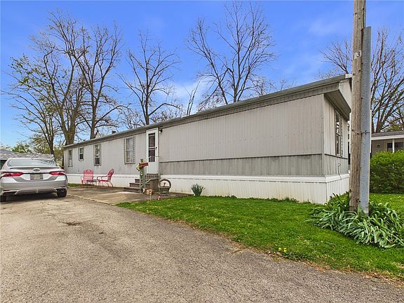 3rd image of 1324 Sweitzer St Lot D9