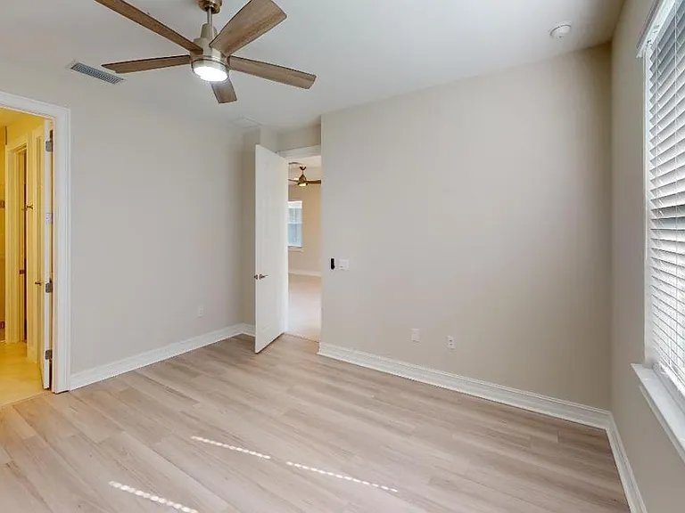 127 Ibiza Loop — Photo 16