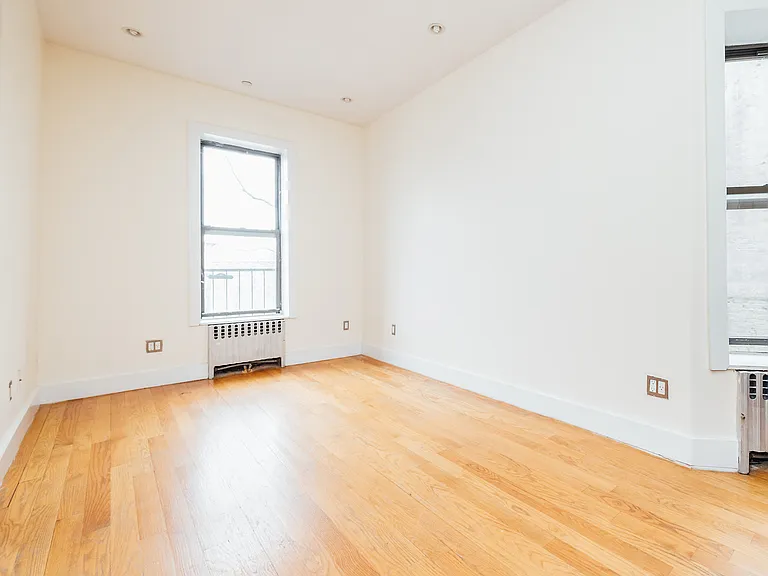 169 Rogers Ave #4F — Photo 2
