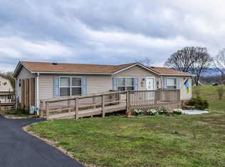 115 Nightingale Ln, Newport, TN 37821