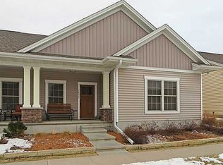 1859 Richmond Ln, Iowa City, IA 52240