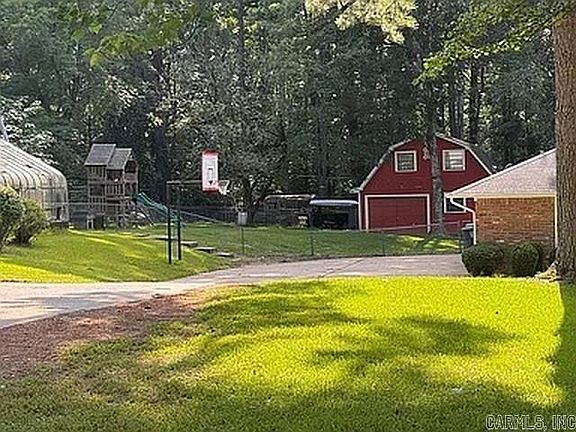 3rd image of 12500 Meyer Rd