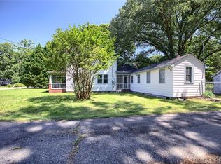 708 Calthrop Neck Rd, Yorktown, VA 23693