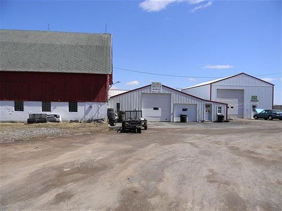 2nd image of N942 State Highway 13
