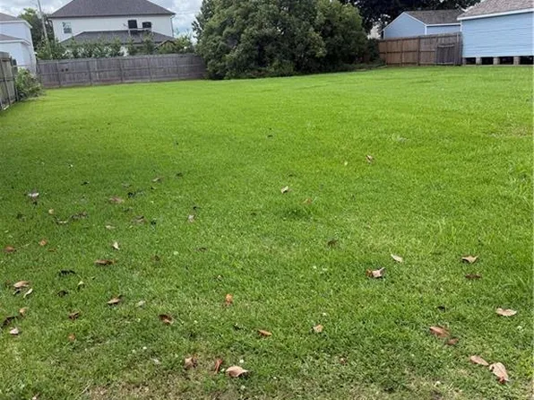 526 Papworth Ave, Metairie, LA 70005