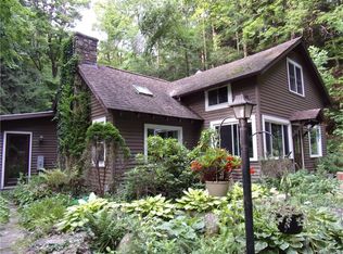 7211 S Abbott Rd, Hamburg, NY 14075