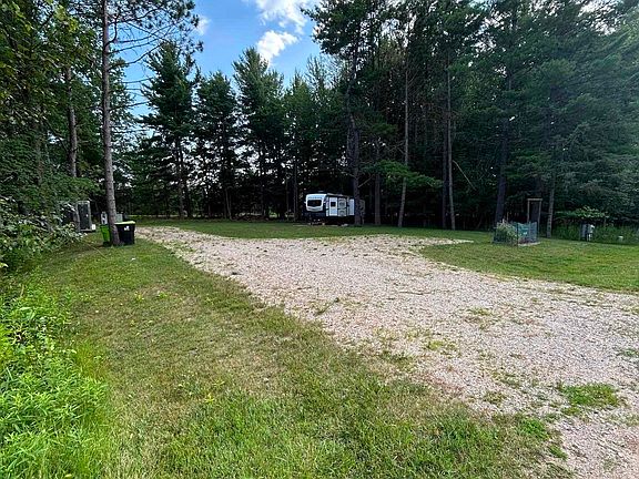 2nd image of 1923 Berkshire Dr