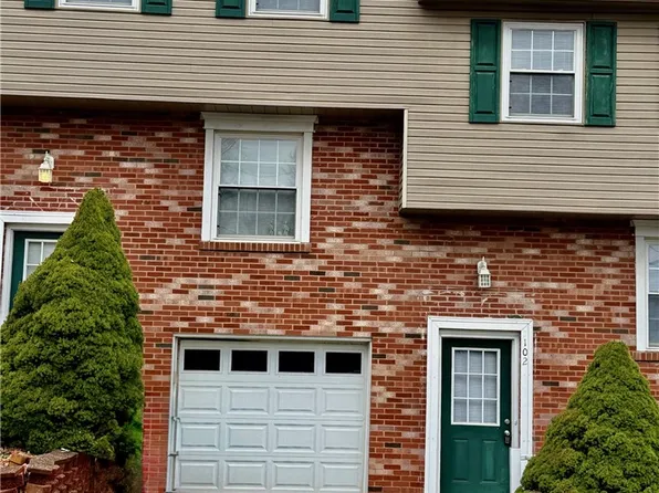 102 Blue Jay Dr, Canonsburg, PA 15317