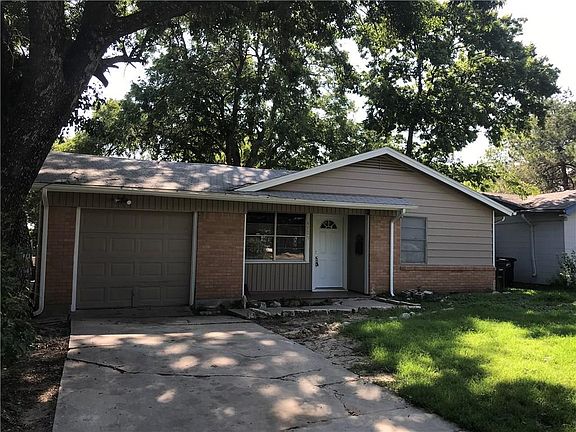 2nd image of 4725 Sandage Ave