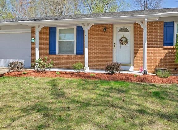 4th image of 6702 English Oak Dr