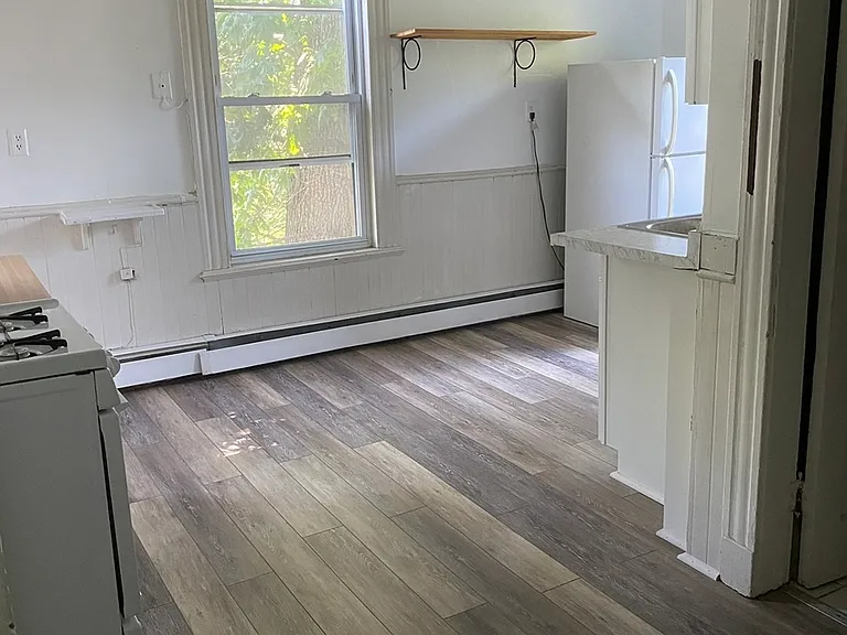 108 Canner St #2L — Photo 11