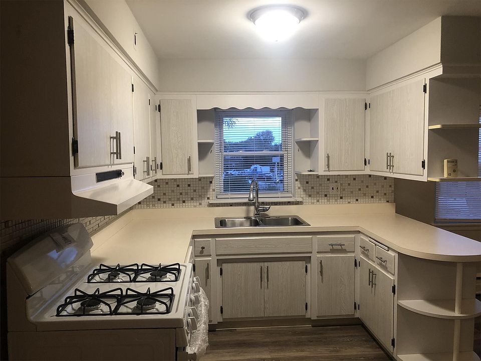 1st image of 3408 Cuyler Ave APT 2