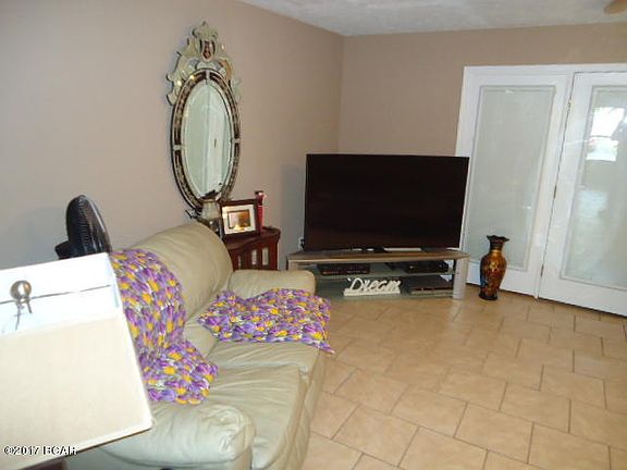 5th image of 230 Saint Katherine Blvd