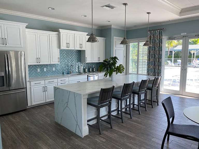 6940 Avalon Cir #507 — Photo 16