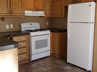 157 Pinewood Est, Chillicothe, IL 61523