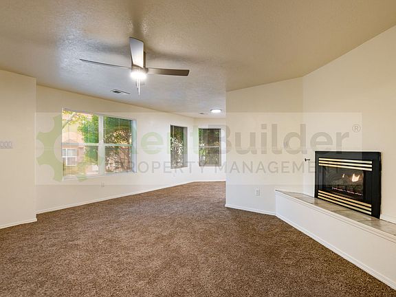 5th image of 304 Geraldine Rd SE APT B