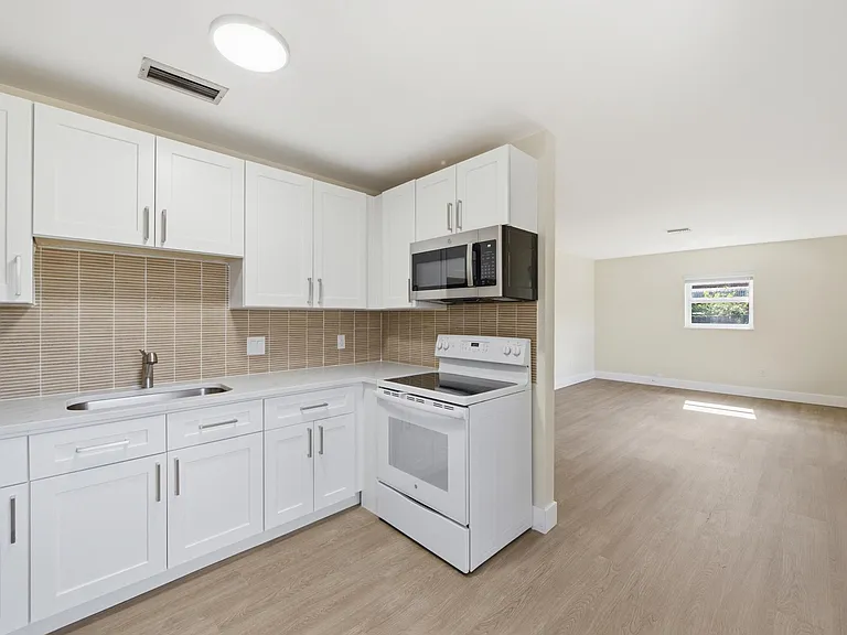 353 Wickline Blvd — Photo 13