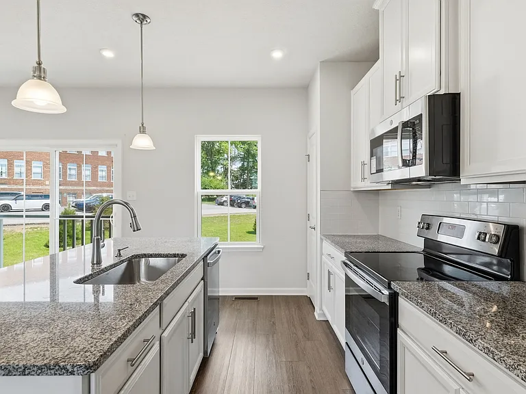 233 Chesna Dr — Photo 28