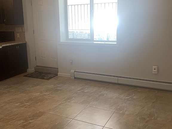 2nd image of 211 McBaine Ave