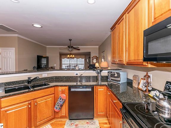 5th image of 106 Pelham Springs Pl