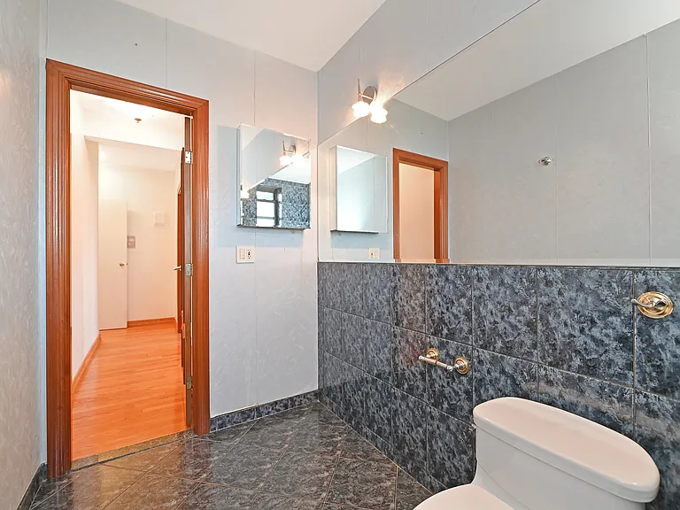 100 Avenue P #315 — Photo 13