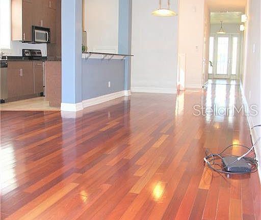 4th image of 3009 E Central Blvd #3009