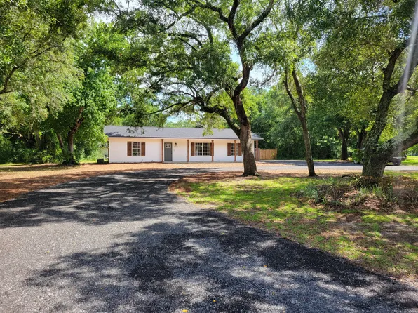 7066 Nelson St, Navarre, FL 32566