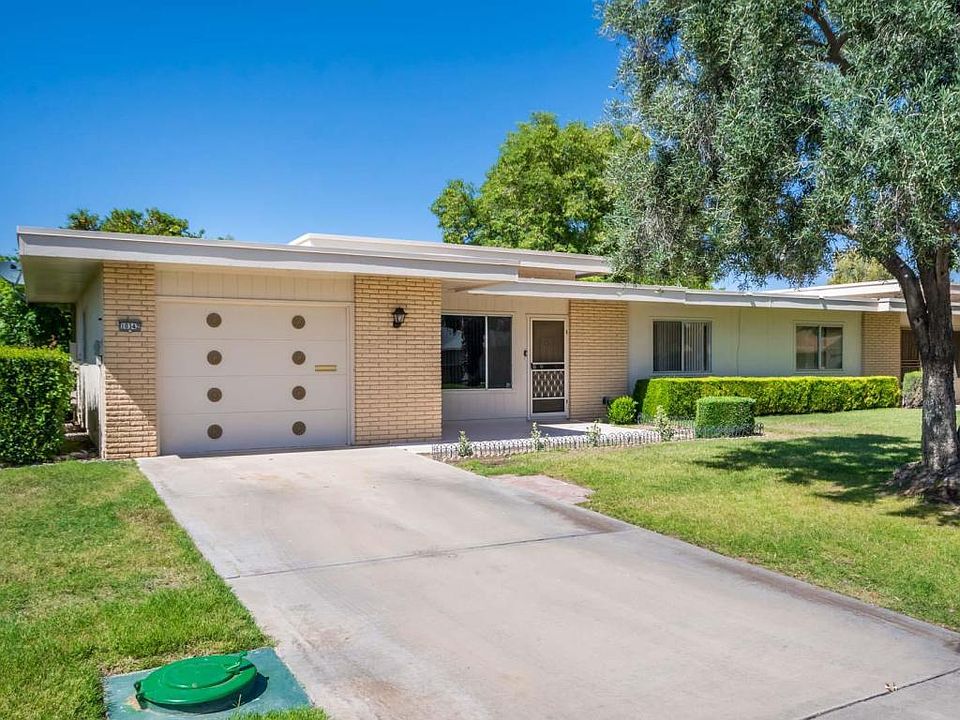 2nd image of 10342 W Prairie Hills Cir