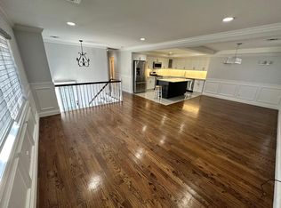 32 Tanglewood Dr, Smithtown, NY 11787