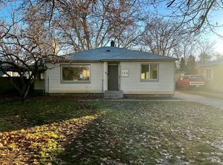 106 E Ahtanum Rd, Yakima, WA 98903