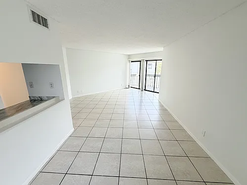 1950 N Congress Ave #404-404HOA Photo 1