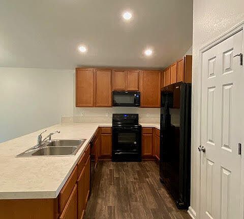 3rd image of 13256 AVERY PARK Lane