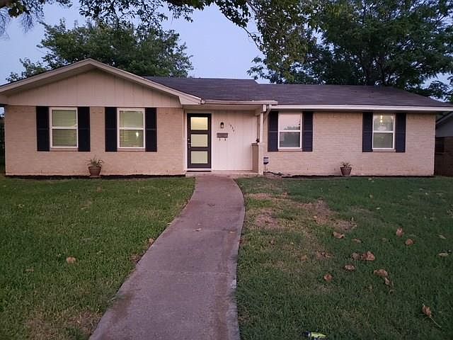 1st image of 1934 Blueridge Dr