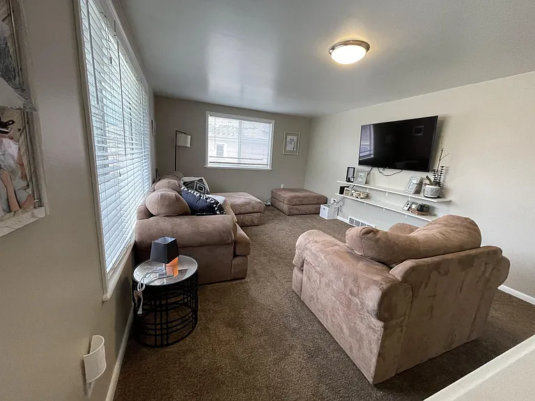 823 N 100 W #MAIN LEVEL — Photo 12