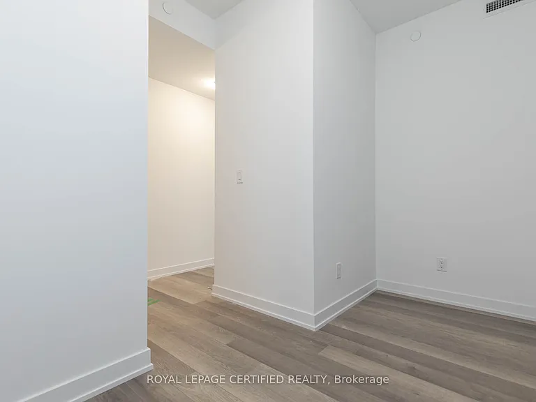 1603 Eglinton Ave W #909 — Photo 19