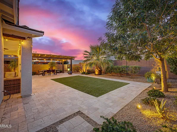 1938 E HAZELTINE Way, Gilbert, AZ 85298