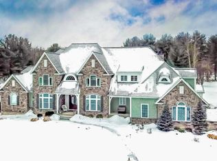 7 Williams Way, Halfmoon, NY 12065